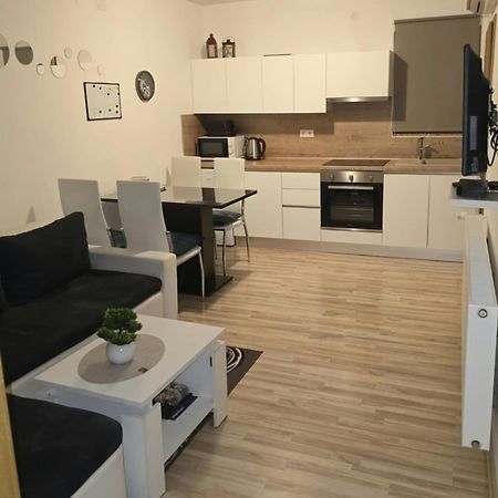 Apartmani Baotic Zupanja Exteriör bild
