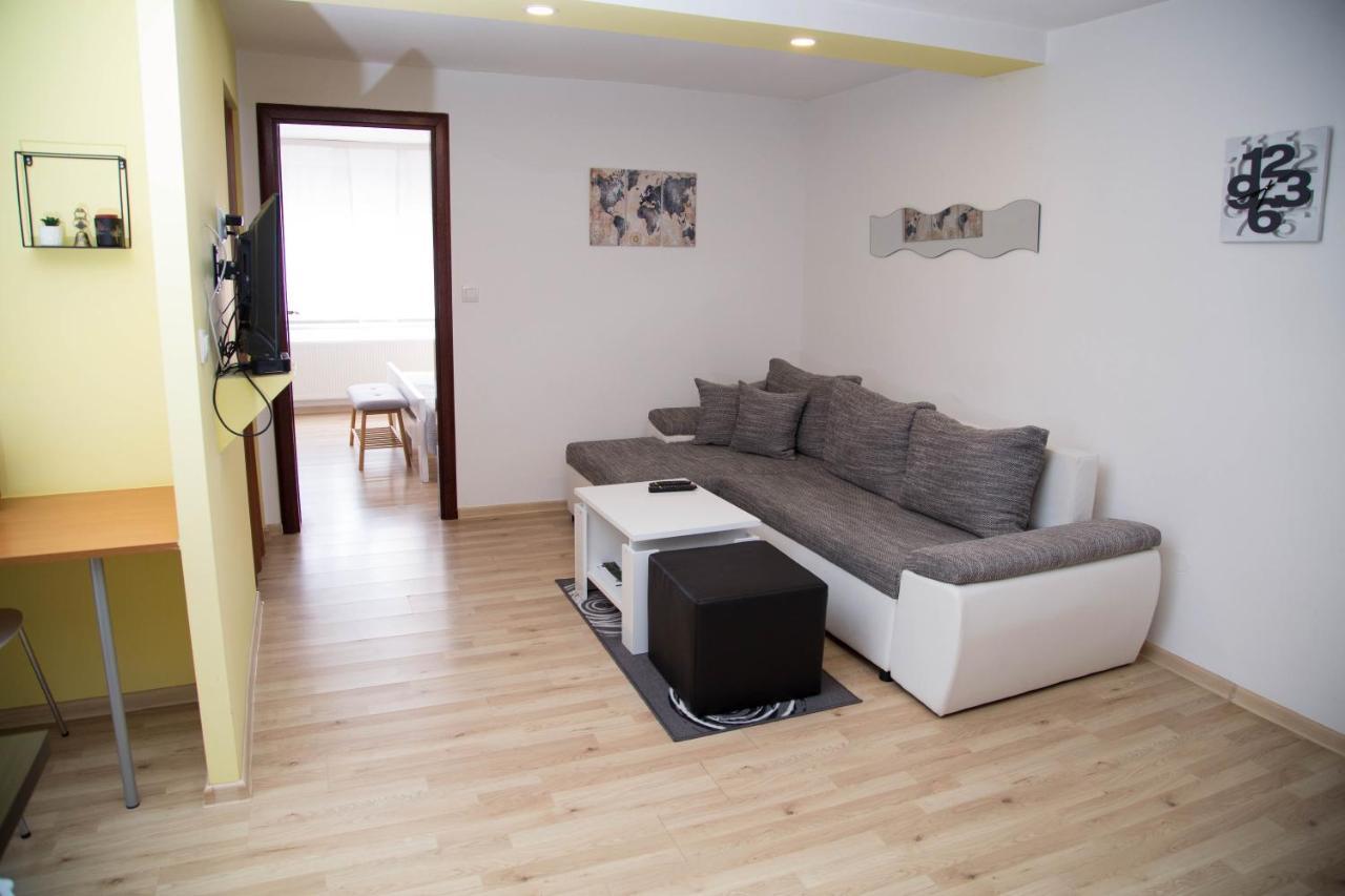 Apartmani Baotic Zupanja Exteriör bild
